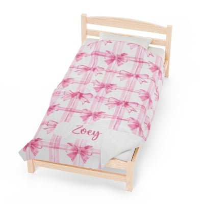 Custom Coquette Style Blanket with Bow Print and Cursive Name - Candicouturedesigns