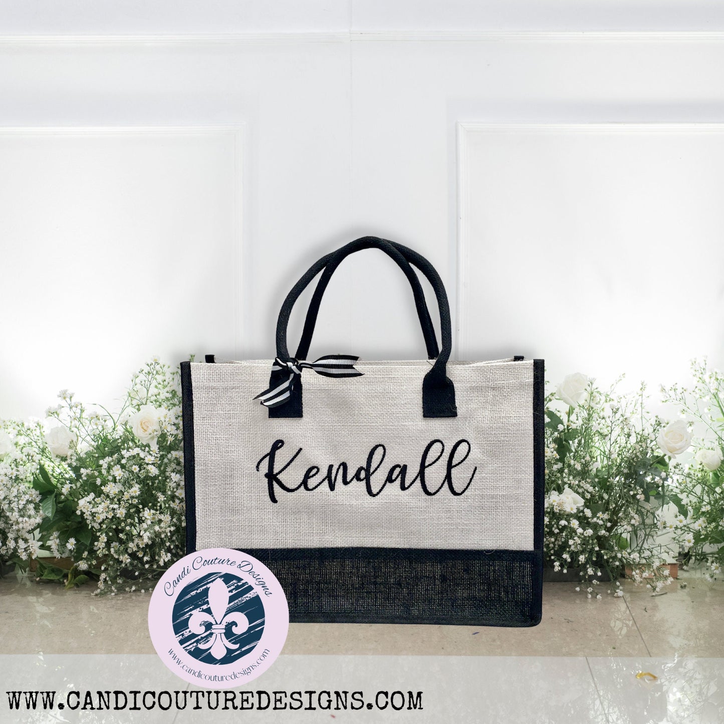 Shop in style with our eco-friendly personalized monogrammed burlap tote bag for women. This customizable fashion accessory is perfect for shopping, the beach, or as a bridesmaid gift. Get yours now and make a statement while being environmentally conscious.